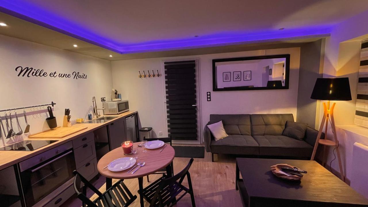 Mille Et Une Nuit, Appartement Classe 3 Etoiles En Rdc Avec Exterieur Et Parking Dole Ngoại thất bức ảnh