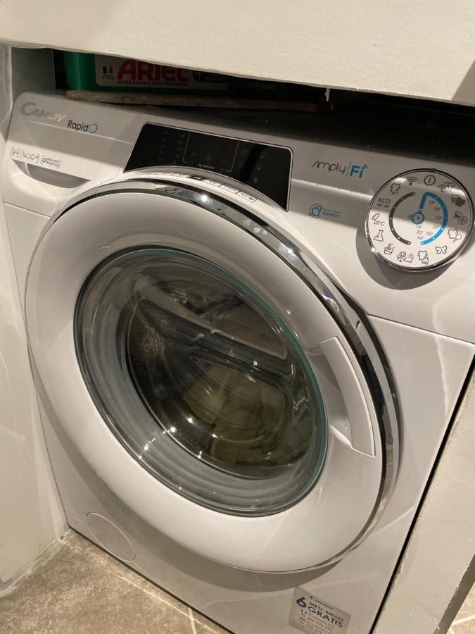 Mille Et Une Nuit, Appartement Classe 3 Etoiles En Rdc Avec Exterieur Et Parking Dole Ngoại thất bức ảnh